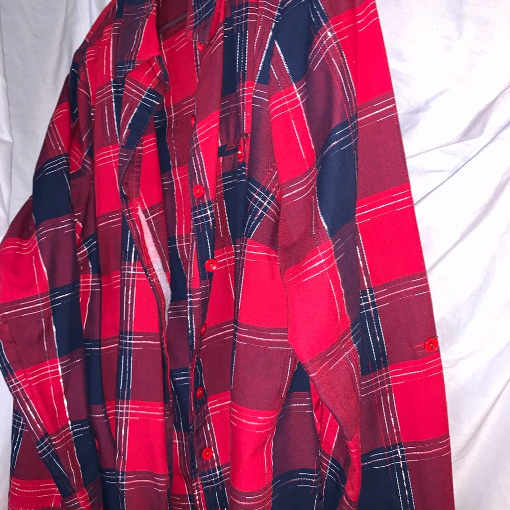 Women’s red and blue plaid button down shirt